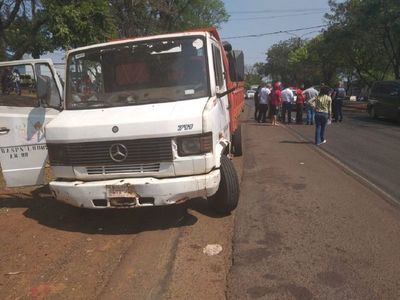 Motociclista muere atropellado por un camión de la Municipalidad de CDE