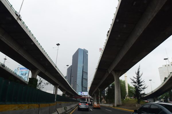 Mexicanos ocupan viaducto que ven «explotado ilegalmente» por concesionaria - MarketData