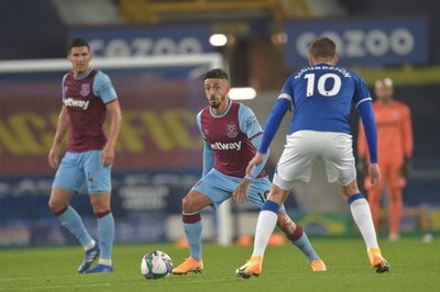 Balbuena fue titular en la eliminación del West Ham ante el Everton de James