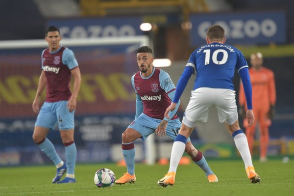 Balbuena fue titular en la eliminación del West Ham ante el Everton de James