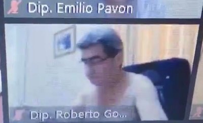 Crónica / Otro “dipu estríper” es una sensación en redes