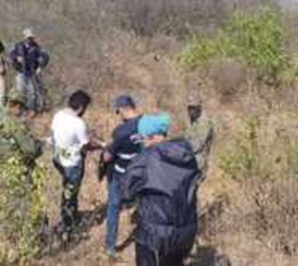 Chaco: Encuentran cuerpo semienterrado y avioneta incinerada - Paraguay.com
