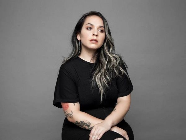 Carla Morrison explora su interior en el camino al Renacer desde Ansiedad