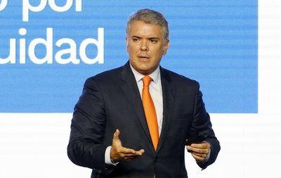 Duque destaca el legado de Luis Alberto Moreno tras 15 años al frente del BID - MarketData