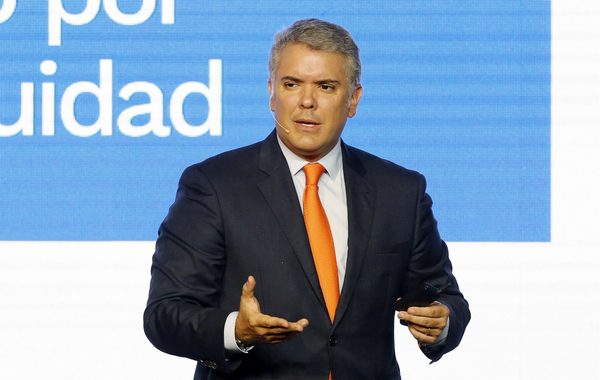 Duque destaca el legado de Luis Alberto Moreno tras 15 años al frente del BID - MarketData