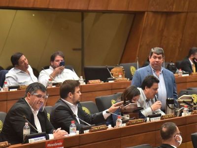 Añetete no pudo hacer defensa ante  total  rechazo al retorno de Cuevas
