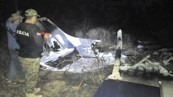 Hallan cadáver semienterrado y una avioneta incinerada en el Chaco - Noticiero Paraguay
