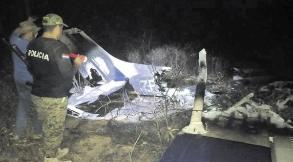 Hallan en estancia del Chaco avioneta calcinada y cuerpo en estado de descomposición