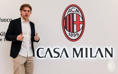 El Milan oficializó la contratación de Jens Petter Hauge - Fútbol - ABC Color