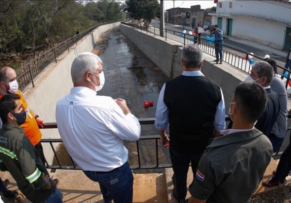 Inauguran pabellón de contingencia y obras de infraestructura en Central