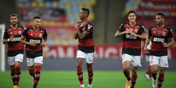 HOY / Flamengo golea, retoma liderato y garantiza clasificación a octavos