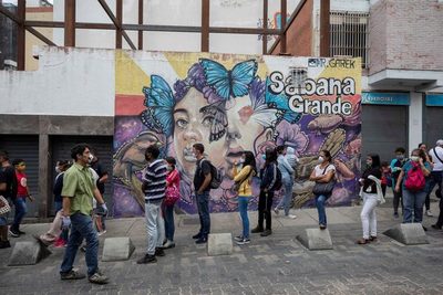 El salario mínimo mensual en Venezuela a ras de suelo: menos de un dólar - MarketData