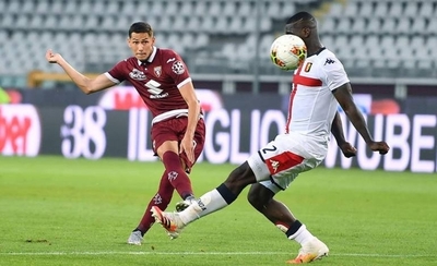 HOY / La Serie A aplaza el Génova-Torino tras los 15 positivos del club genovés
