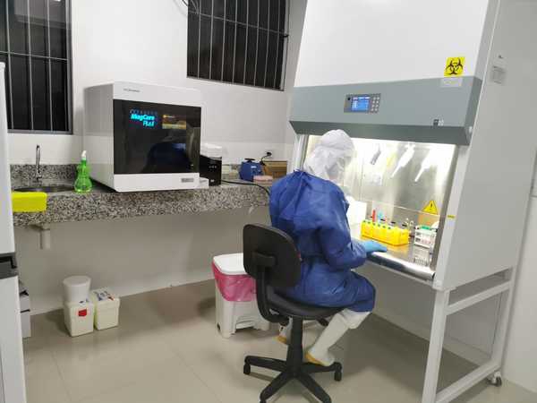 Laboratorio de Biología Molecular llega a cuatro mil muestras y suma más equipos - Noticde.com