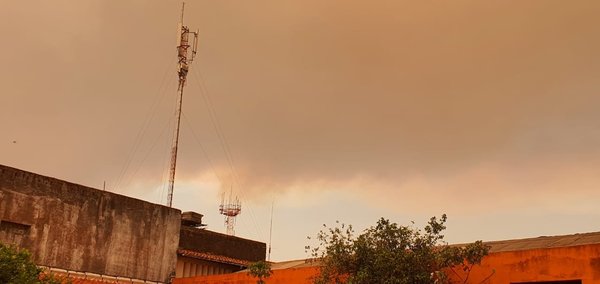 "Hay una lluvia de cenizas en el departamento Central", afirma bombero » Ñanduti