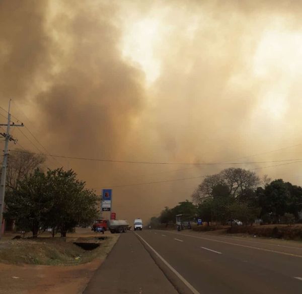Arroyos y Esteros bajo fuego: piden ayuda de bomberos