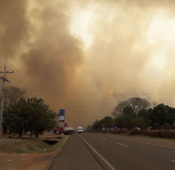 Arroyos y Esteros bajo fuego: piden ayuda de bomberos