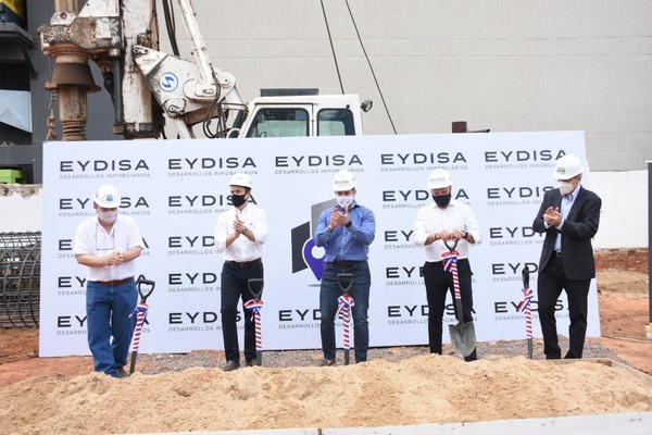 Eydisa realiza palada inicial de la tercera torre del complejo de oficinas corporativas SkyPark