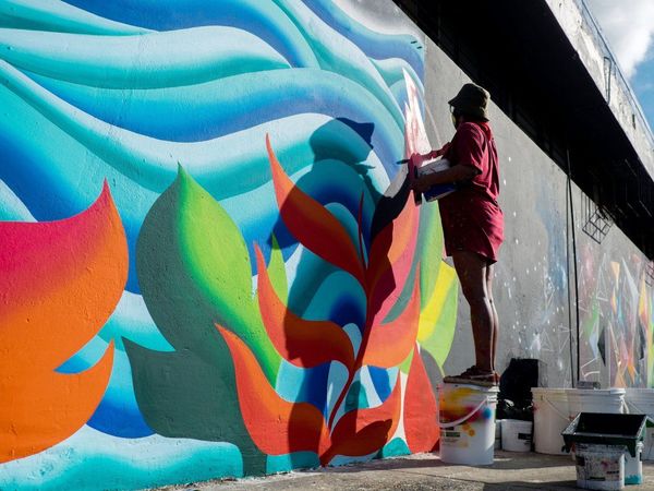 Artistas urbanos de Barranquilla rinden tributo a los "héroes de la pandemia"