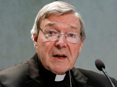 En un libro, cardenal George Pell afirma haber sufrido por su "conservadurismo"