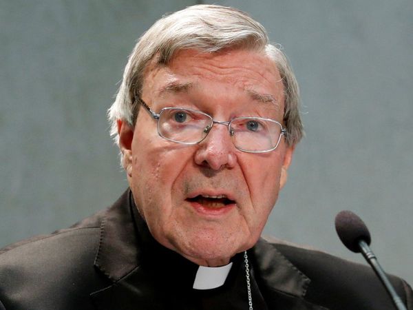 En un libro, cardenal George Pell afirma haber sufrido por su "conservadurismo"