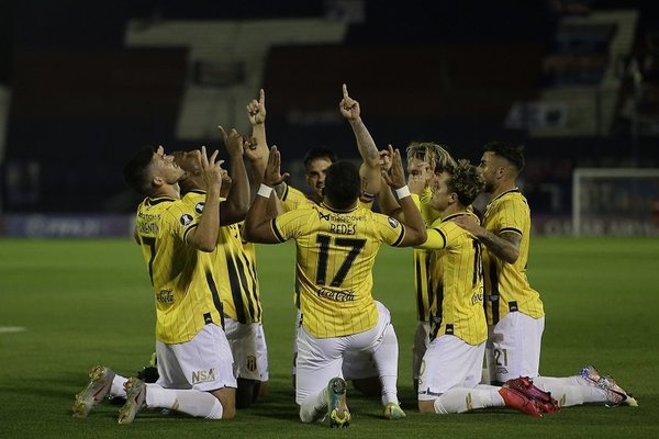 ¡Guaraní a octavos de la Copa! | Noticias Paraguay
