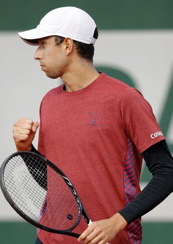 Avanzan Djokovic, Tsitsipas y Barrettini - Tenis - ABC Color