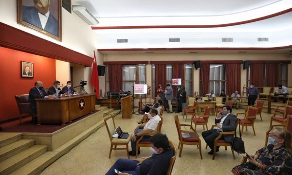 Prórroga ilegal de mandato en agenda colorada