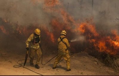 Consultor ambiental: Hay que gastar en medios necesarios para combatir los incendios - ADN Paraguayo