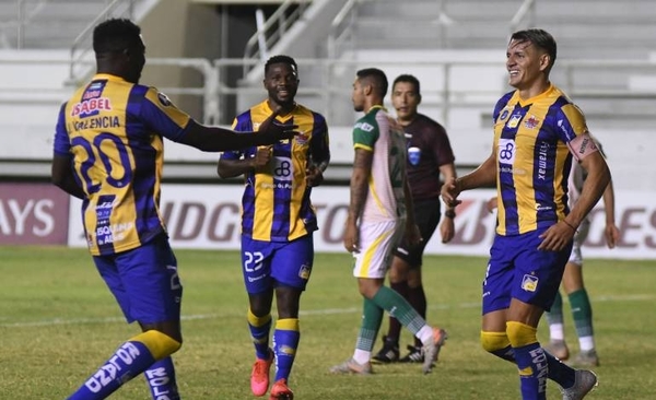 HOY / Delfín mantiene con chances a Olimpia en la Copa Libertadores