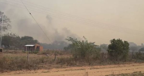 Vecinos se unieron y lograron sofocar incendio en Paso de Patria » Ñanduti