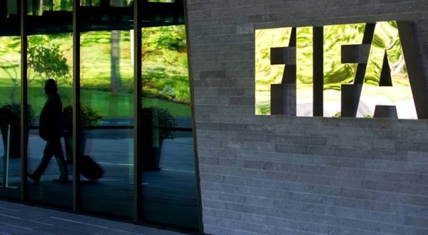 HOY / FIFA aprueba protocolo de partidos internacionales y normas para cesión jugadores