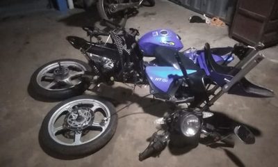 Hallan moto totalmente «carneada»