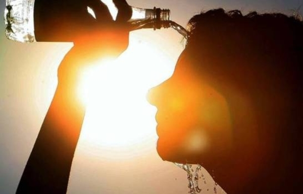 HOY / Calor extremo: deshidratación puede producir desde mareos hasta problemas cardiacos