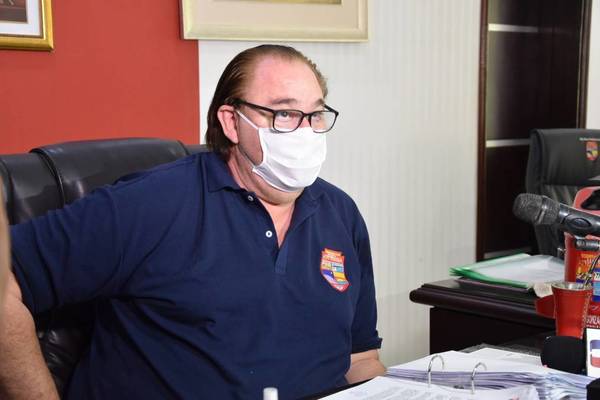 Gobernador de Alto Paraná donó su salario a bomberos e insta a las demás autoridades a hacer lo mismo