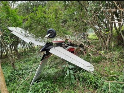 Avioneta chocó contra antena y se estrelló