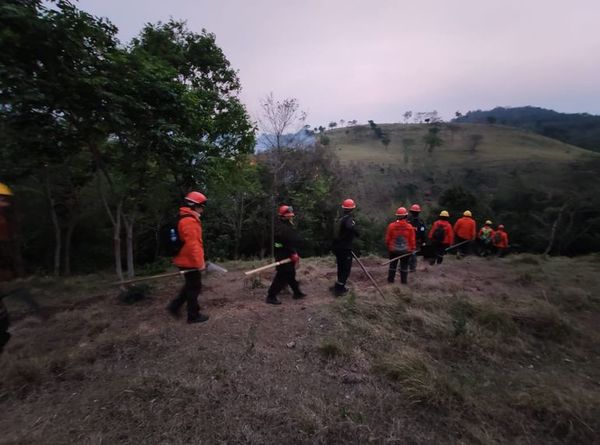 Varios focos de incendio en Guairá - Nacionales - ABC Color