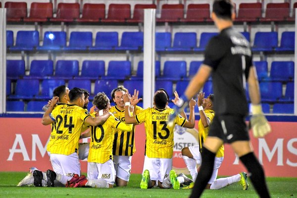 Guaraní corta una mala racha en Argentina
