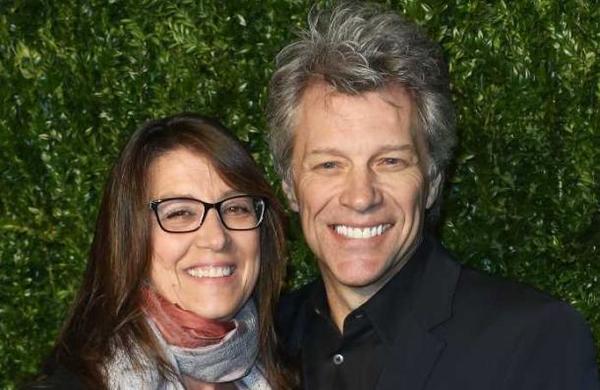 Las claves del amor entre Jon Bon Jovi y su novia del colegio - SNT