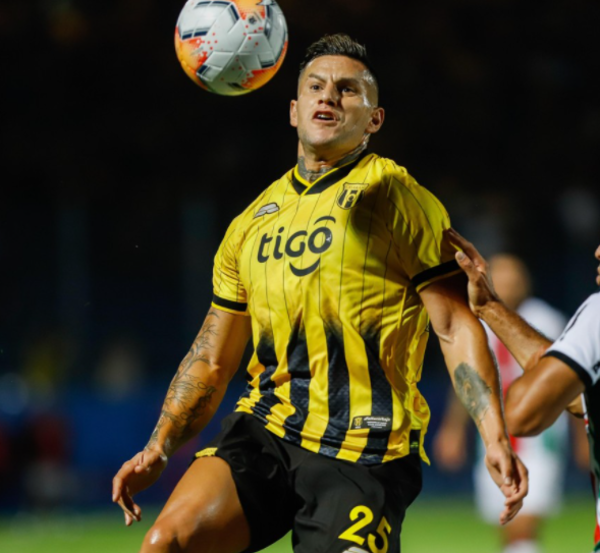 Raúl Bobadilla retorna a la Albirroja