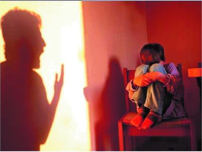Obligaba a hijo de 13 a hacer payé por su papá