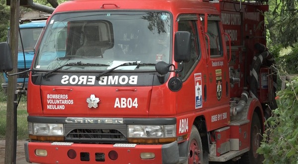 Bomberos de Neuland precisan de un camión cisterna para transportar agua