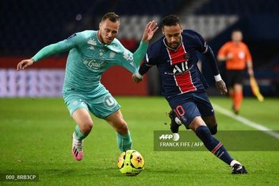 Neymar participa con dos tantos en la goleada de París SG - Fútbol - ABC Color