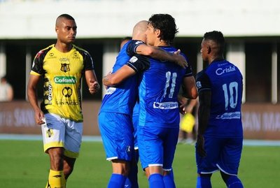 El Búfalo Ovelar y otro gol para el Once Caldas