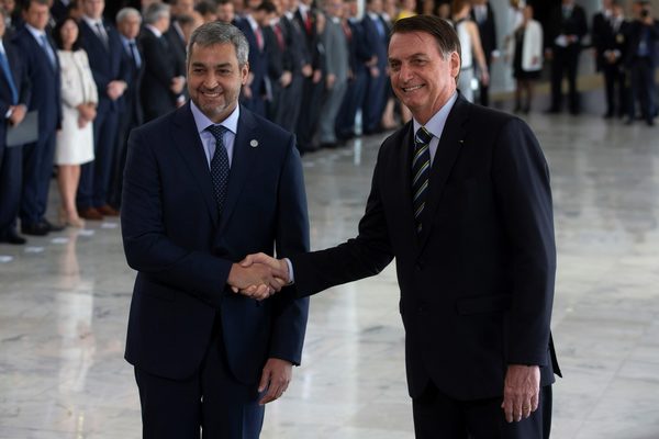 Paraguay y Brasil acuerdan la apertura de fronteras para antes del 15 octubre - MarketData