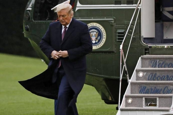 HOY / ¿Qué pasa si Trump no puede seguir gobernando por el COVID-19?