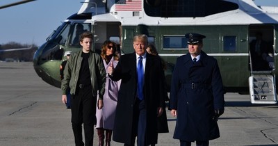 La Nación / Trump fue hospitalizado para ser tratado por COVID-19