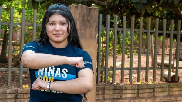 HOY / Niñas asumirán cargos importantes buscando igualdad de derechos