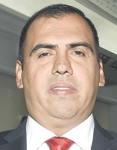 Reemplazan a ediles de Caazapá suspendidos por dos meses - Nacionales - ABC Color