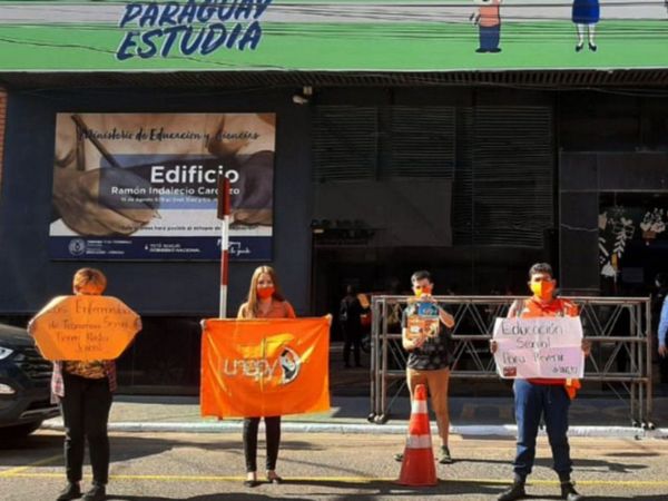 El 85,4% de los estudiantes dicen que clases virtuales son malas o a medias